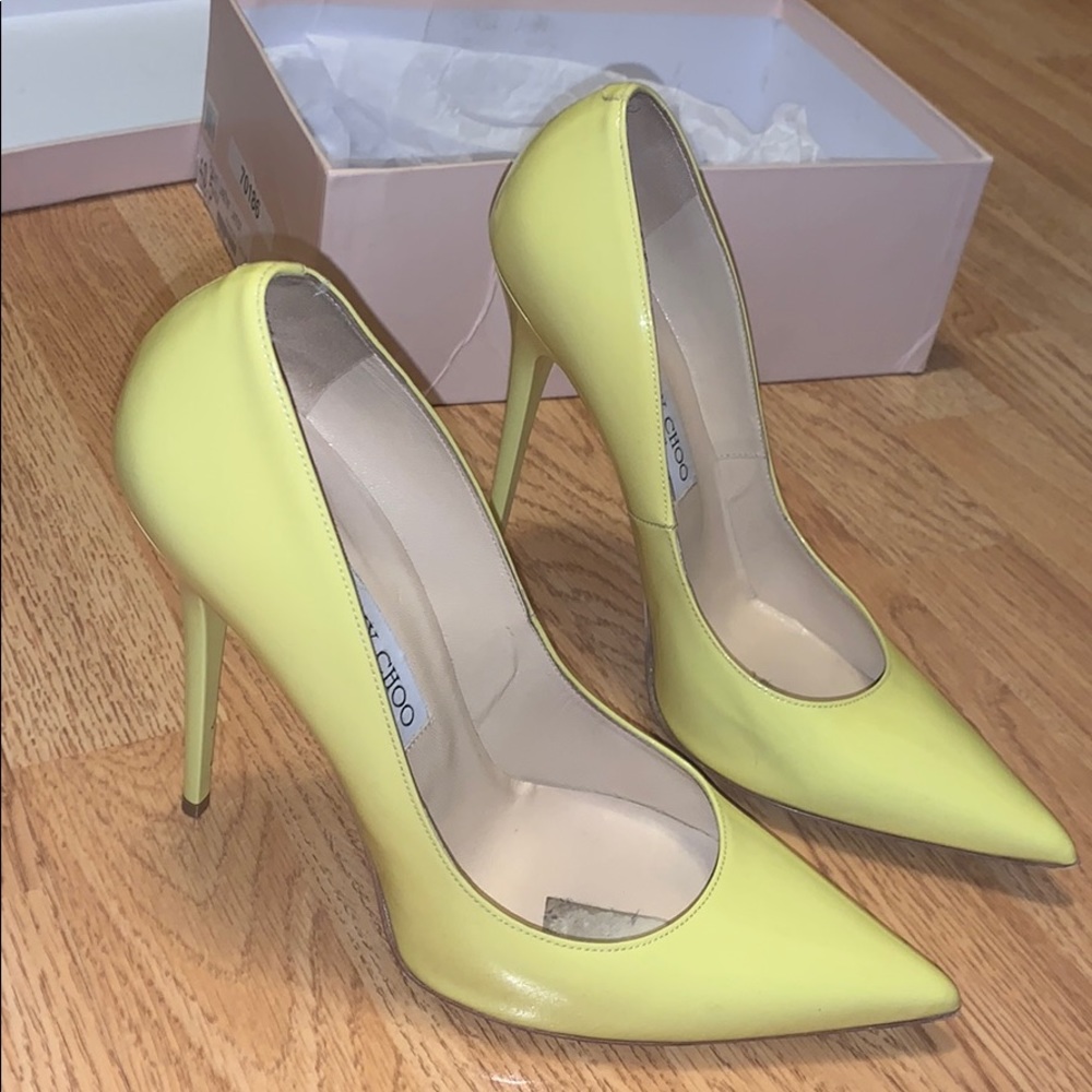 EUC Jimmy Choo Yellow Anouk 120 Pumps